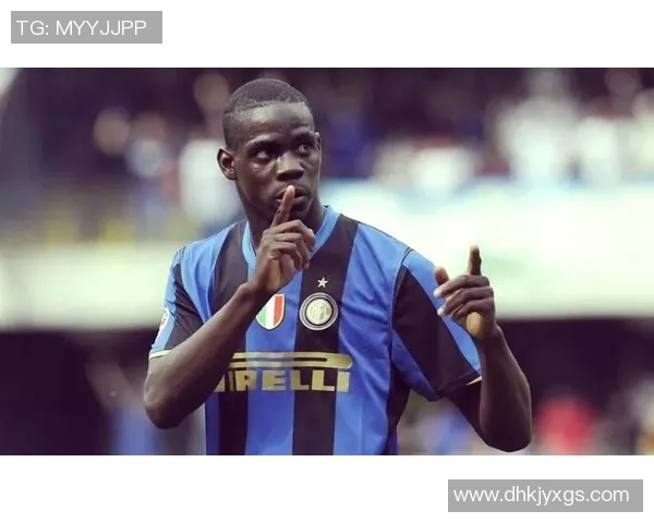 争议不断的足球明星背后的故事与成就解析