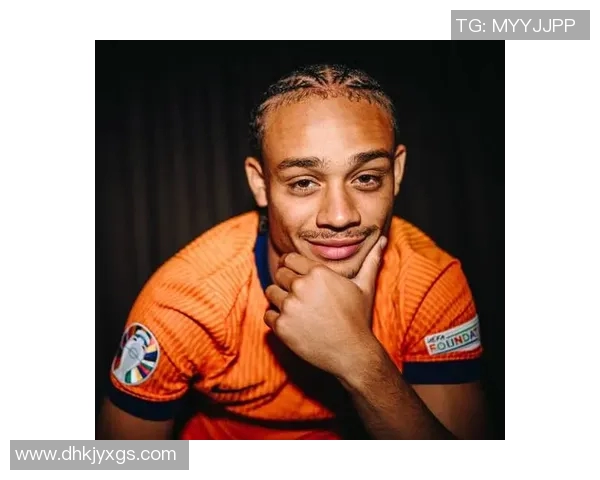 日本21岁天才足球明星崭露头角引发全球关注与期待