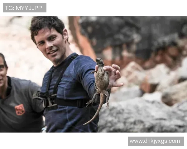 足球明星在荒野求生的极限挑战与友情考验之旅