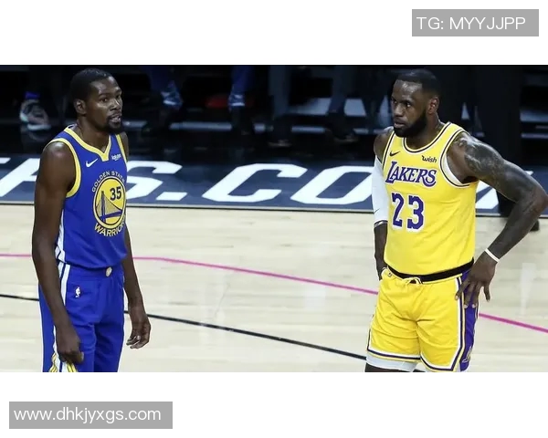 勇士与湖人2014年圣诞大战回顾激情对决引发球迷热议