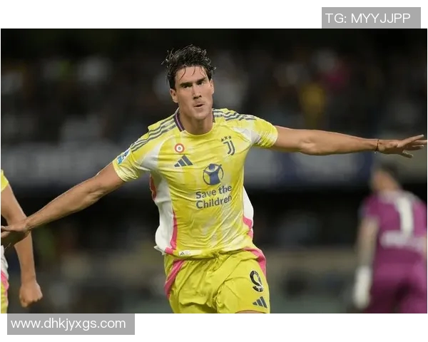 弗拉霍维奇的崛起之路：从天才少年到足球明星的传奇旅程