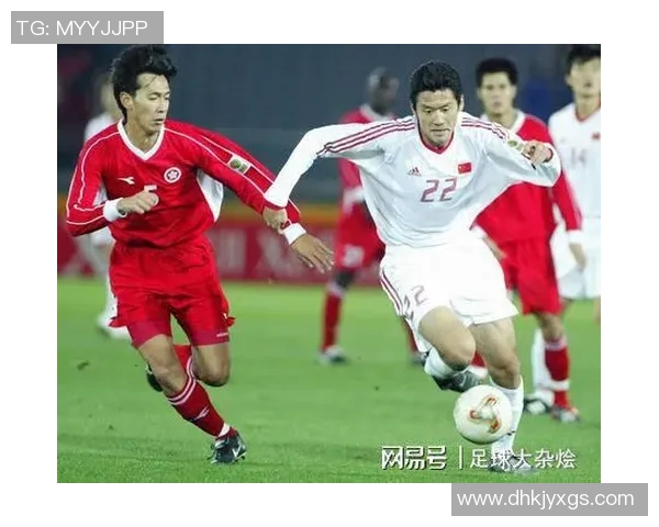 中国足球明星48岁依然活跃赛场展现不凡风采与年轻球员的激情对抗