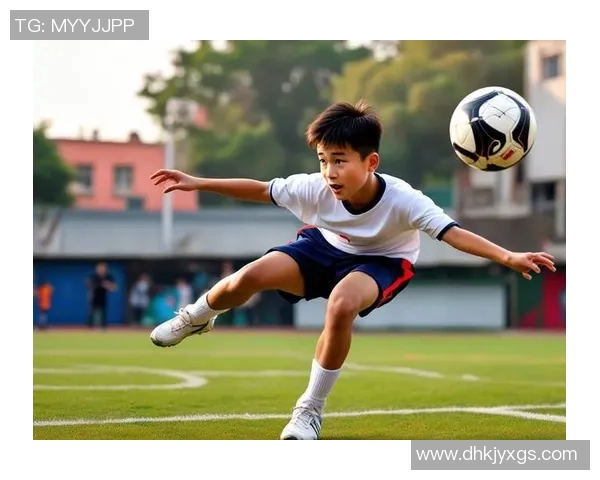 中国人对足球明星的看法与评价分析及其背后的文化因素探讨