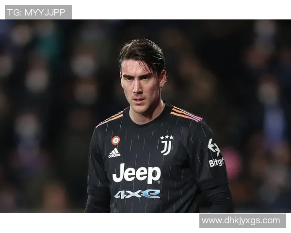 你心目中最爱的足球明星是谁呢让我们一起聊聊他们的精彩瞬间与成就